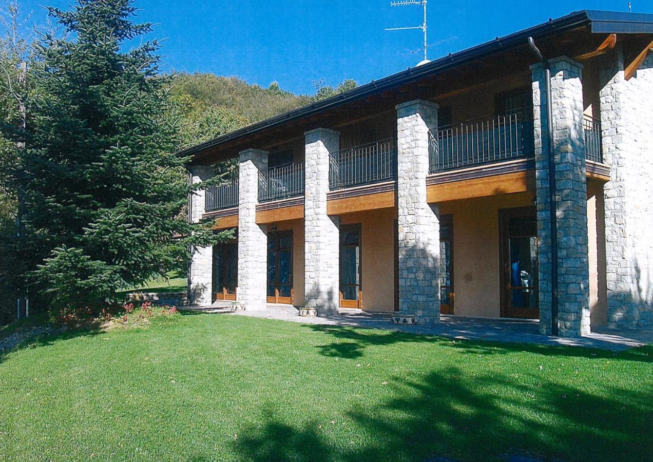 La Fiocchina - Magic Place - Apartments & Studios In Garda Lake - Countryside Farmhouse, Inside The Middle Of The Lake Сало Экстерьер фото
