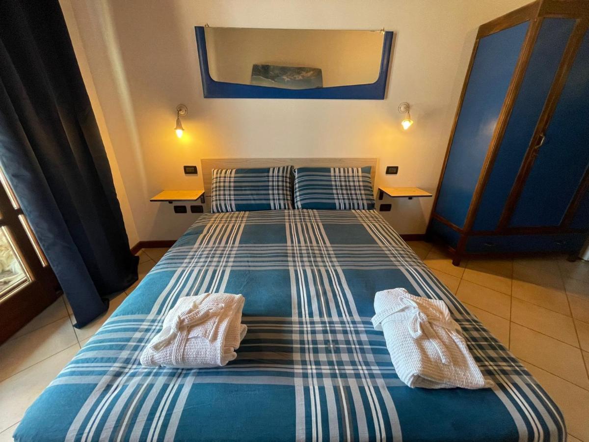 La Fiocchina - Magic Place - Apartments & Studios In Garda Lake - Countryside Farmhouse, Inside The Middle Of The Lake Сало Экстерьер фото