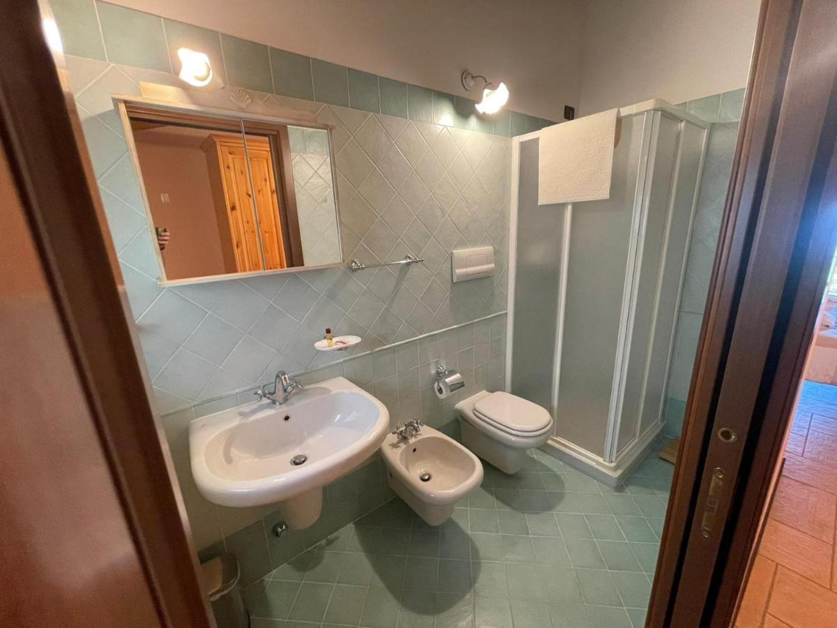 La Fiocchina - Magic Place - Apartments & Studios In Garda Lake - Countryside Farmhouse, Inside The Middle Of The Lake Сало Экстерьер фото