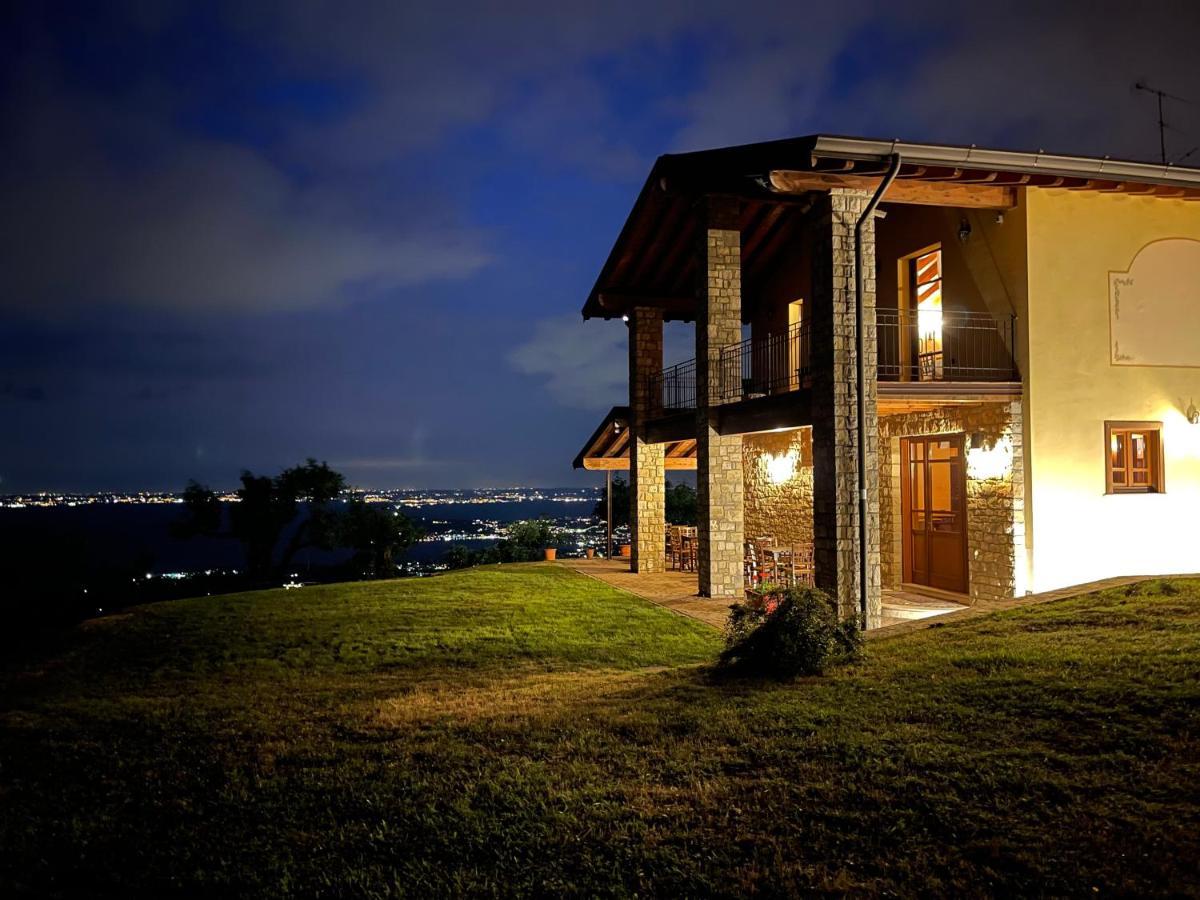 La Fiocchina - Magic Place - Apartments & Studios In Garda Lake - Countryside Farmhouse, Inside The Middle Of The Lake Сало Экстерьер фото