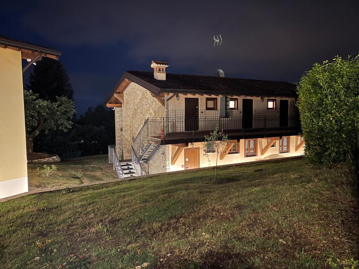 La Fiocchina - Magic Place - Apartments & Studios In Garda Lake - Countryside Farmhouse, Inside The Middle Of The Lake Сало Экстерьер фото