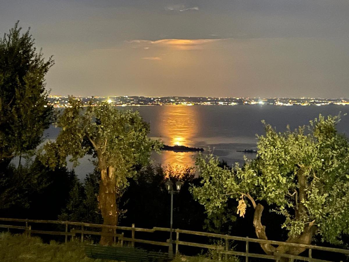 La Fiocchina - Magic Place - Apartments & Studios In Garda Lake - Countryside Farmhouse, Inside The Middle Of The Lake Сало Экстерьер фото